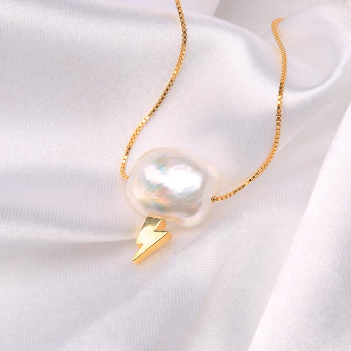 Natural Freshwater Pearl Cloud Baroque Clavicle Chain Earrings