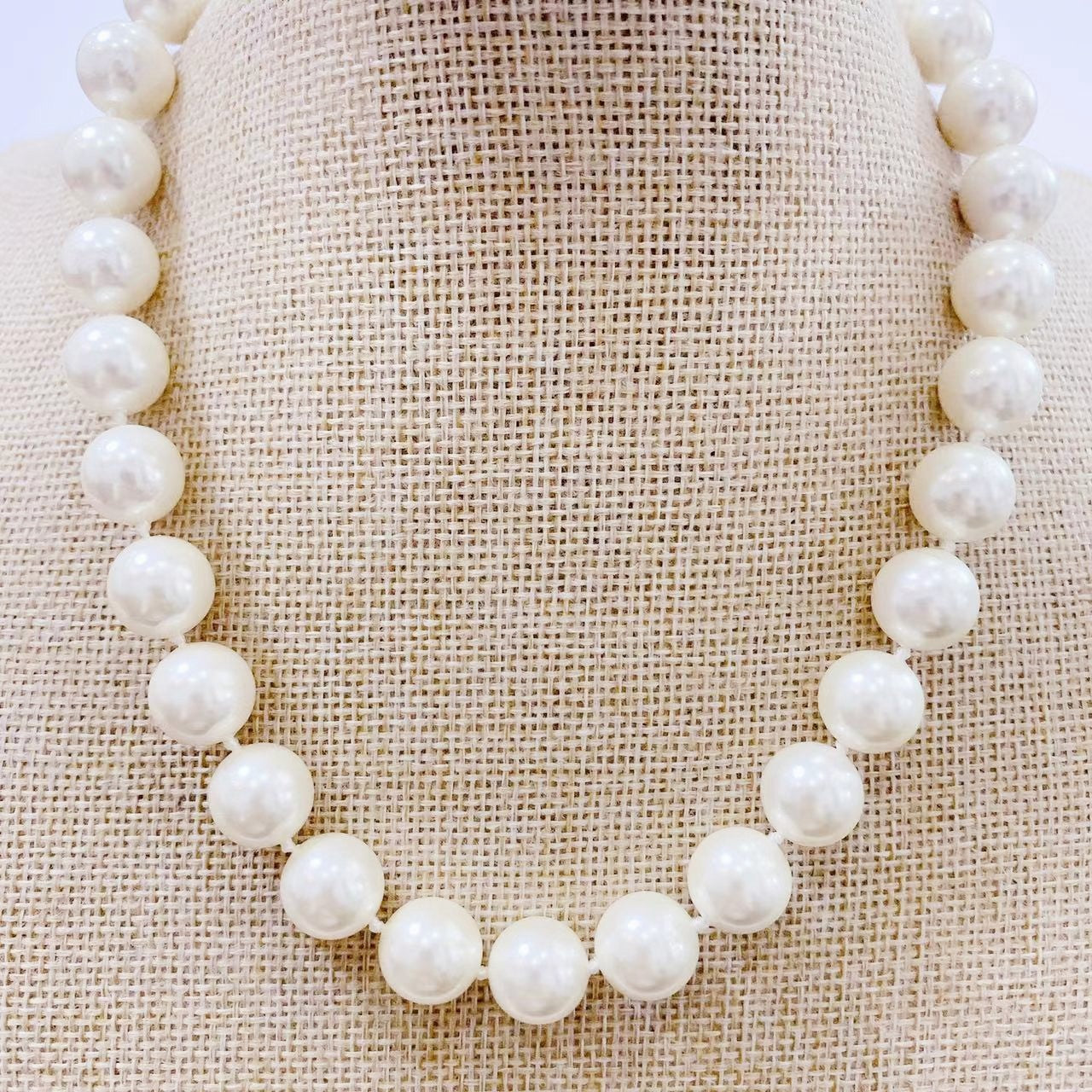 Gray Multicolor Shell Pearls Necklace