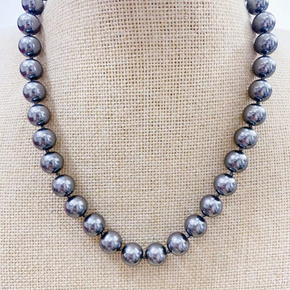 Gray Multicolor Shell Pearls Necklace