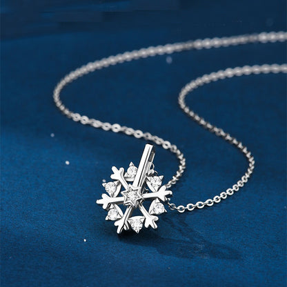 Rotatable 925 Silver Snowflake Necklace Women Luxury Niche Design Shiny Rhinestone Jewelry Autumn And Winter Birthday Gift For Friends