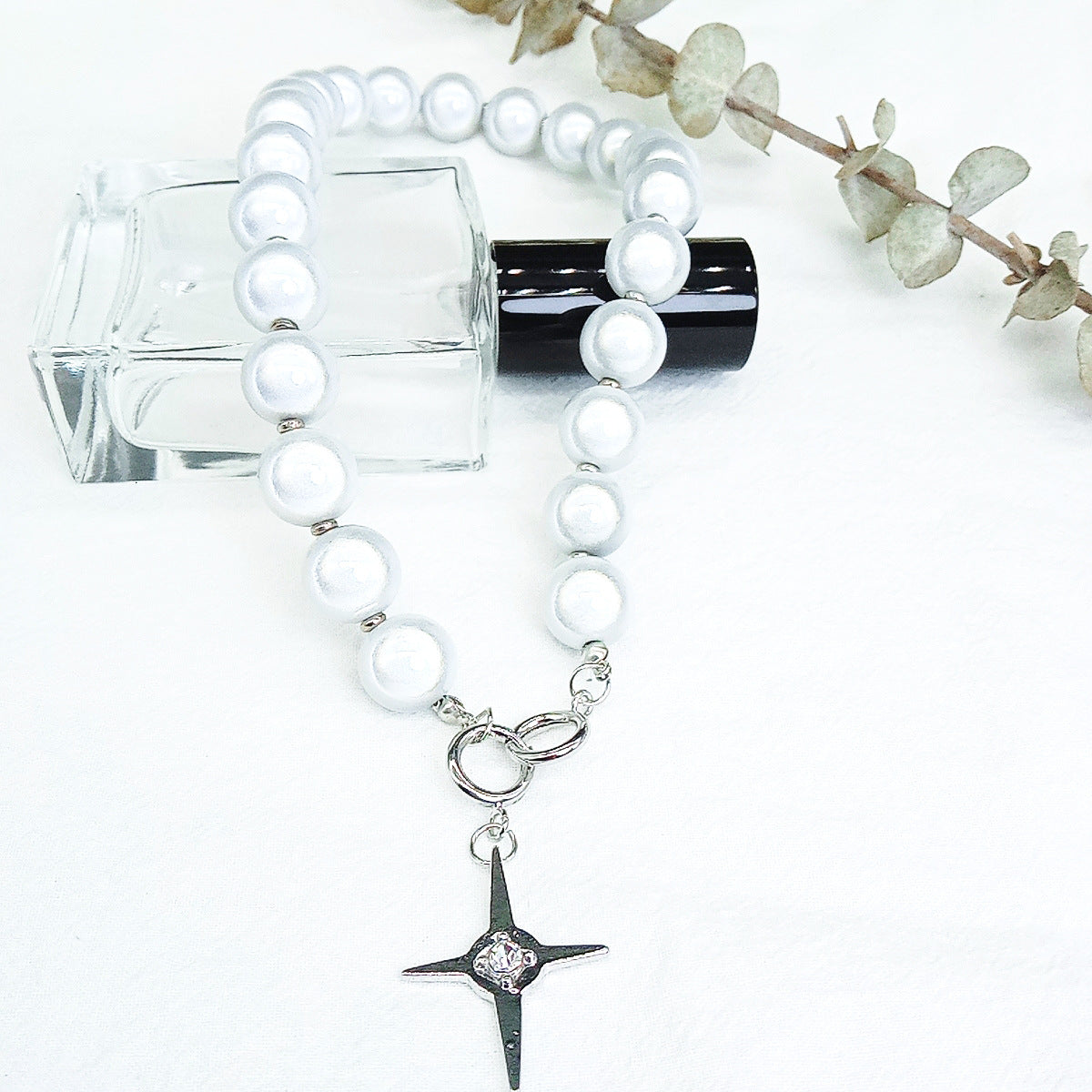 Design Cross Reflective Pearl Beads Of Necklace