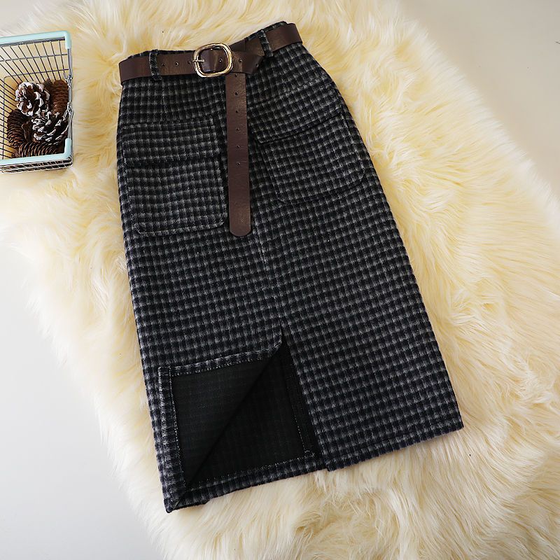 Autumn And Winter Woolen Plaid Sheath Skirt Women