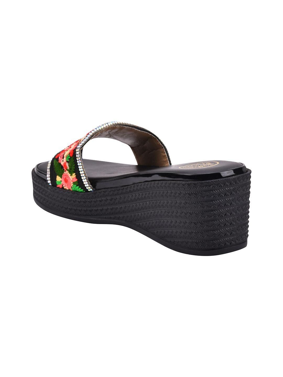 Stylish Ethnic Heel Wedges Sandal For Women's