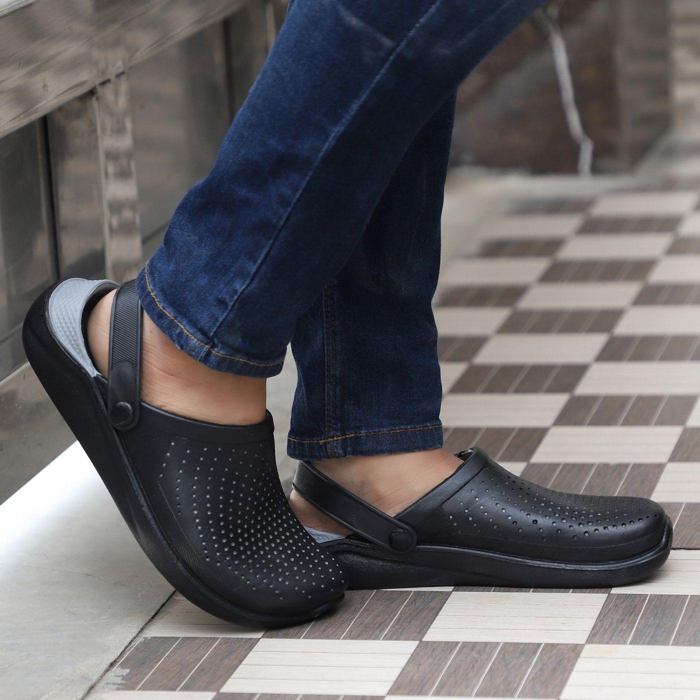 Richale New Latest Plain Black Clogs For Mens